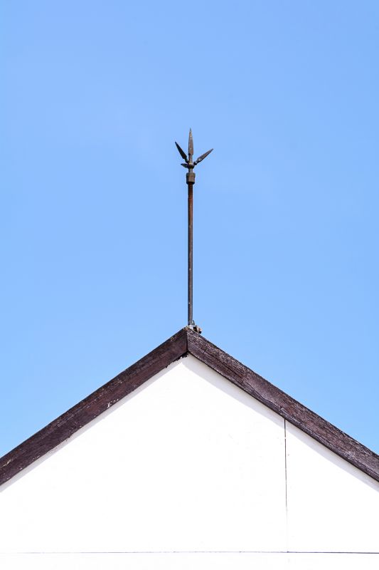 Local Lightning Rod Installation pros at work